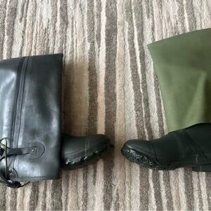 Fishing waders size 11. Ranger. Brand new !